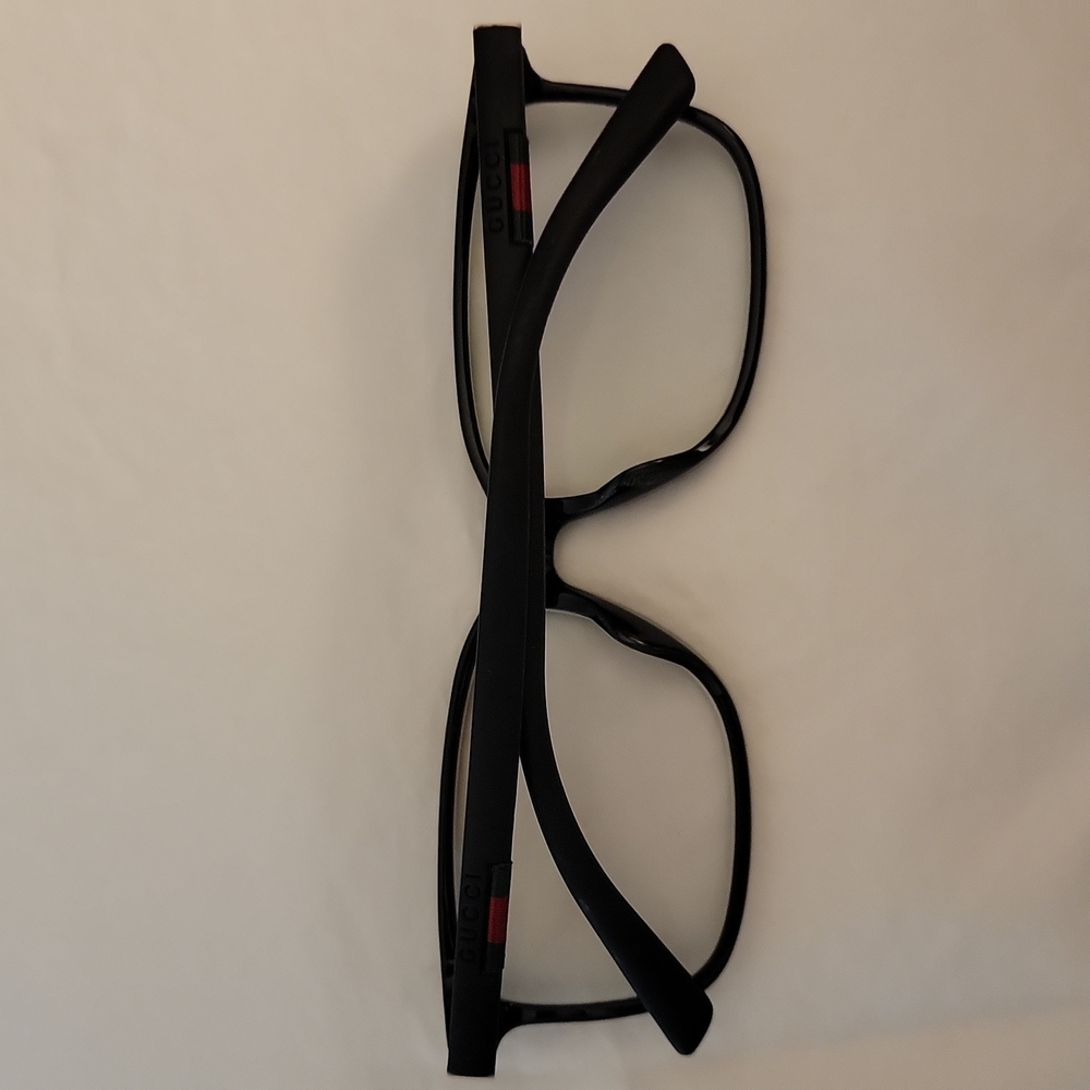 Gucci frame glasses